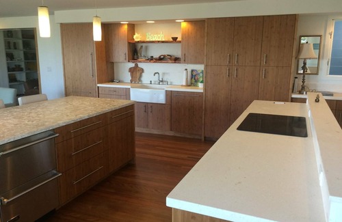 Lanikai Apartamento | Heavenly Hale Best monthly Vacation rental - walk to beach!