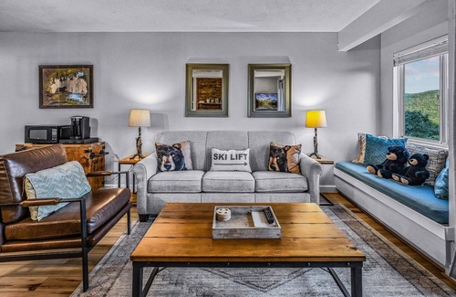 Chalet Village Condominio | Heavenly View 2 Bedroom Condo