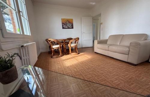 Aunay-sous-Auneau Casa | Hebergements le Camp d'Auneau - Leboudubout