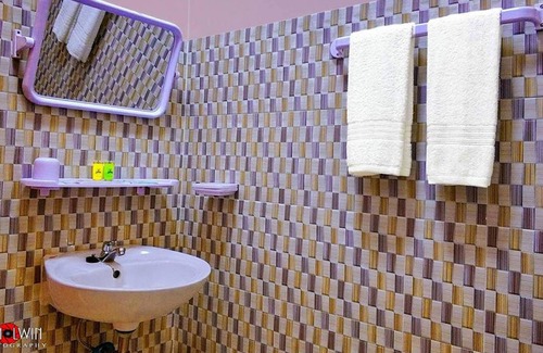 Meiktila Hotel | Hein Motel