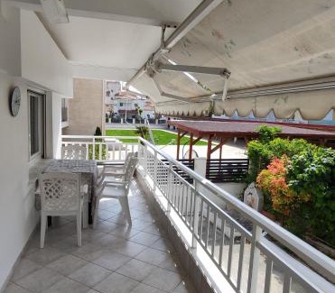 Agia Triada Apartamento | Helena's Apartment 2 Agia Triada