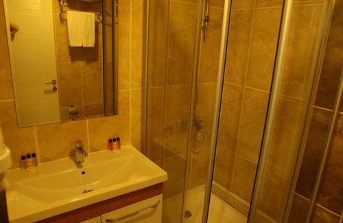 Umraniye Hotel | Helikon Business Hotel
