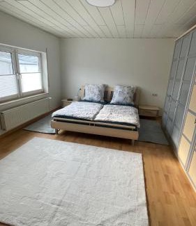 Nattenheim Apartamento | Helle Ferienwohnung mit großem Balkon in Nattenheim in der Südeifel bei Bitburg