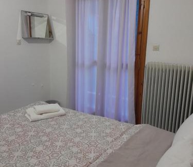 Kertezi Apartamento | Helmos Mountain View
