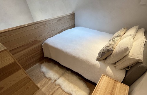 Hollowville Cabina | Hempcrete Cabin within the hills of the Berkshire Mountains of New York