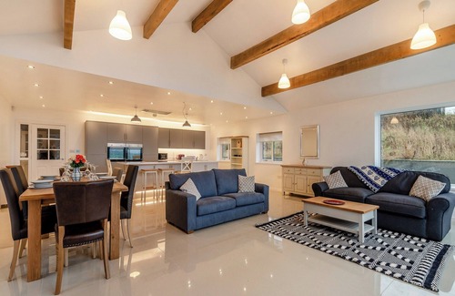 Haslingden Cabaña | Hen House View 2 - UK41551