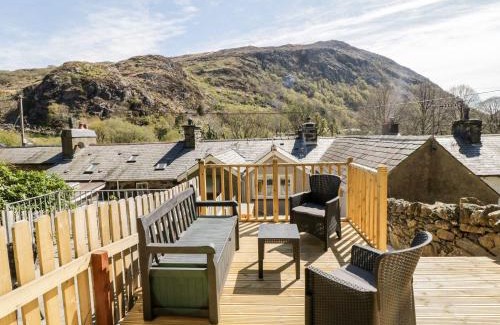 Beddgelert Casa | Henfro