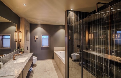 Henningsvaer Hotel | Henningsvær Bryggehotell - by Classic Norway Hotels