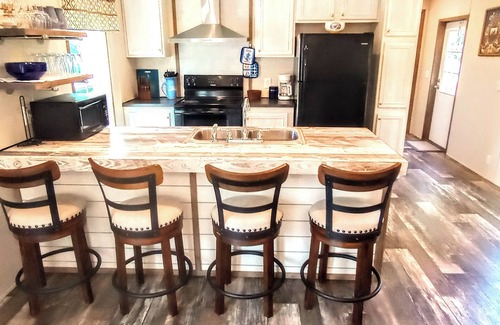 Calico Rock Casa | Hephzibah in "The Land"