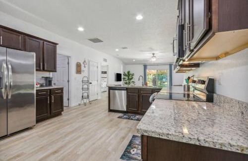 Westside Casa | Herbalist Farm