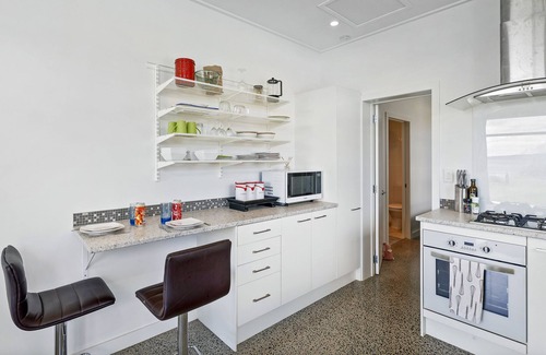 Opito Bay Casa | Here Comes Summer - Opito Bay Holiday Home