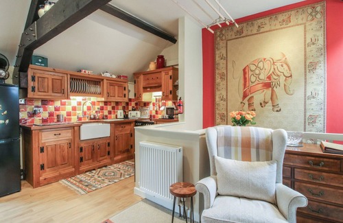Pontesbury Cabaña | HERIBERT COTTAGE, family friendly, with a garden in Shrewsbury