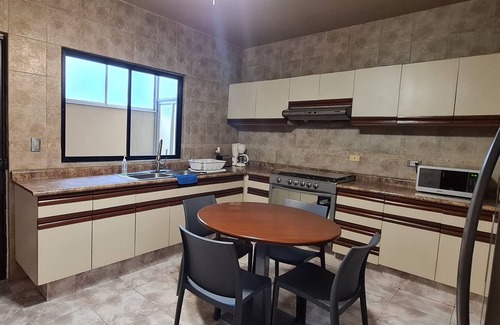 San Nicolás de los Garza Casa | Hermosa casa con alberca, Renovada, Super ubicación!!!