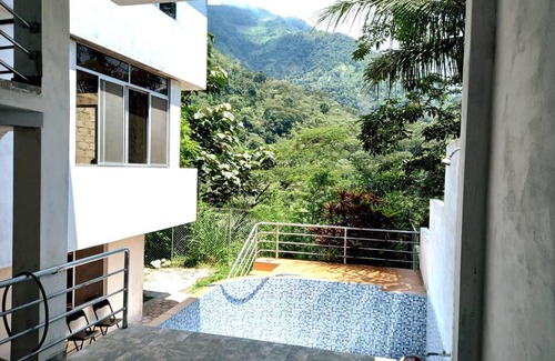 San Ramón Casa | Hermosa casa con piscina en Chanchamayo-San Ramón