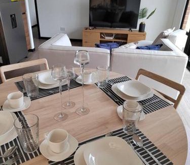 Zona 10 Apartamento | Hermoso apartamento nuevo en zona 10!