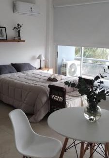Chivilcoy Apartamento | Hermoso monombiente luminoso y moderno con una excelente ubicación