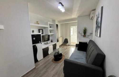 Villaverde Apartamento | Hermoso piso en Madrid SANTA ESCOLÁSTICA