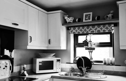 Witton-le-Wear Cabaña | "Heron Cottage" Walkers Paradise & Pet Friendly