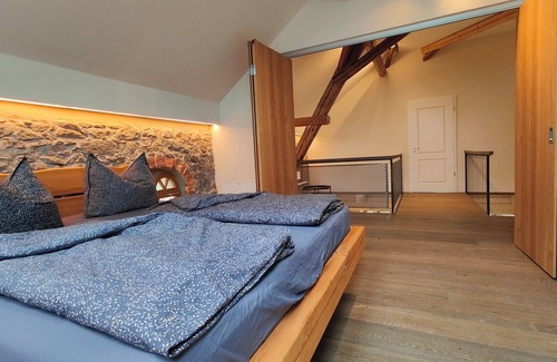 Buhlau Apartamento | HexenburgbeiDresden 3 Zimmer Architektengaleriewohnung mit eigener Sauna, 2 Kaminen - Nähe Sächsische Schweiz