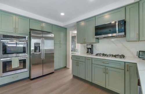 Mission Viejo Casa | Hey I Am Adriana On The Block Pool BBQ