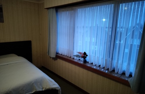 Vrasene Casa | Hi. It's family house with rooms , private room wifi shared kitchen,WC , douche.