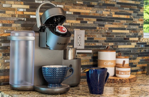 Bushkill Casa | Hideaway / Hot Tub / Sunna / Lake / Kayaks / Pool