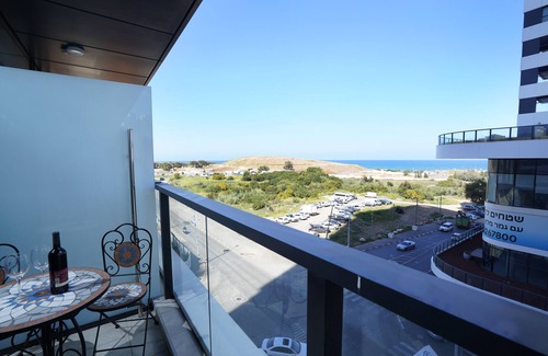 Bat Yam Apartamento | Hi - Yam SeaView Apartments & Suites