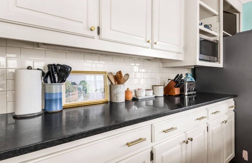 Oakwood Historic District Casa | Hickory Home Near Downtown & Lake + Pet Friendly