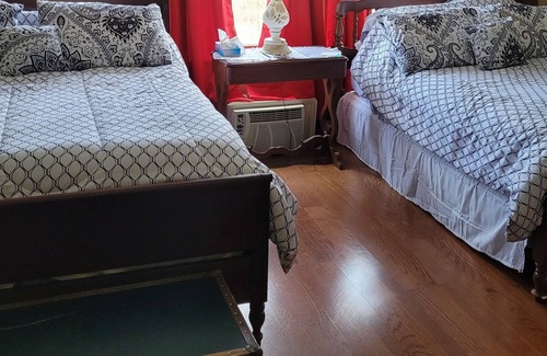 Butztown Casa | Impresionante casa en el municipio de Belén. No te decepcionará en 4 acres. AGRADABLE