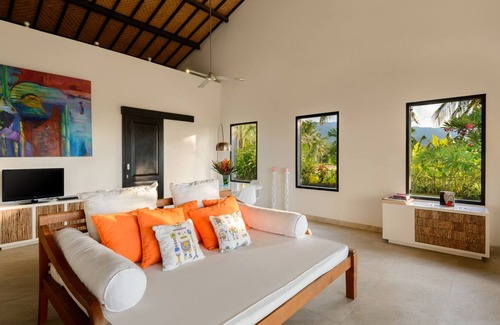 Kalibukbuk Villa | Promoción del 20 % - Villa de 3 habitaciones con piscina, vistas al mar y montaña