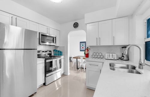 Lauderdale Lakes Casa | Hidden Gem 4BR Home with Private Pool & Game Room