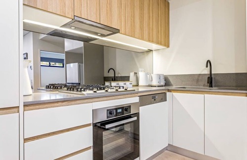 Wollongong CBD Apartamento | Hidden Gem on Loftus
