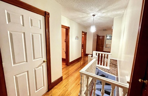 Hyde Park Casa | Hidden Gem right in the city of Boston!