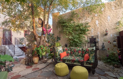 Rockford Casa | Villa de estilo español histórico