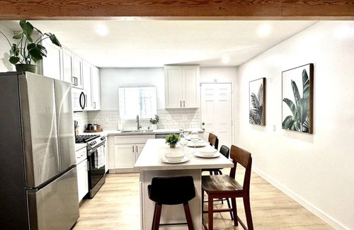 Golden Hill Casa | Hidden Gem with AC, only 2mi to DT, Zoo & Balboa Park. Close to beach & airport!