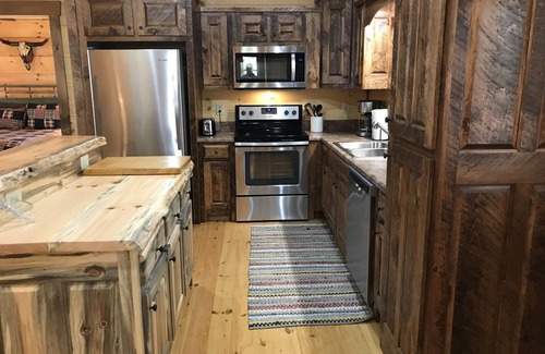 Cherry Log Cabina | Cabaña aislada en Blue Ridge / Cherry Log