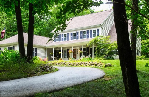 Hingham Cama Y Desayuno | Hidden Serenity Bed and Breakfast