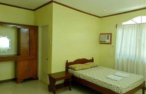 Daanbantayan Casa | Hidden Valley Guest House