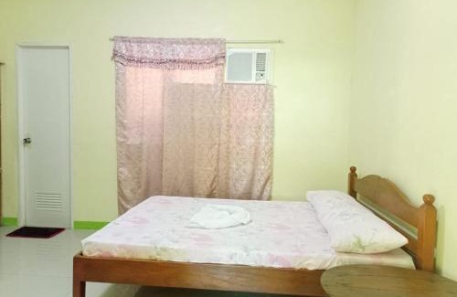 Daanbantayan Casa | Hidden Valley Guest House