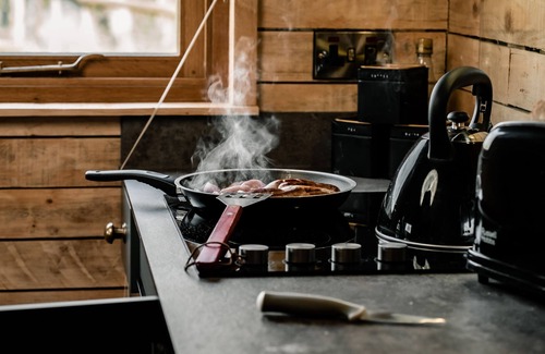 Woodham Ferrers Cabina | Cabaña de madera-De Lujo-Baño en la habitacion-Vista al campo-Hideaway 2 (wit...