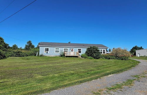 Three Mile Bay Casa | Hideaway Lodge