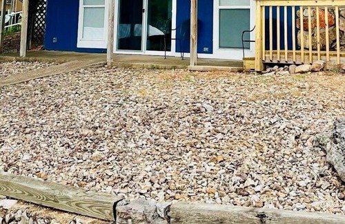 Sunrise Beach Casa | Hideaway on the lake!