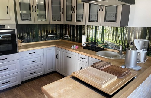 Treffurt Casa | High-quality furnished vacation home for up to 7 people. Three bedrooms with double beds and a cozy sofa bed incl. sleeping function await you.