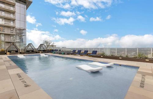 Rainey Street Historic District Casa | High Rise Luxury Condo with Lake & City Views