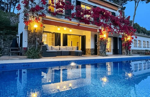 Tamariu Casa | High Spec family villa Tamariu Centre