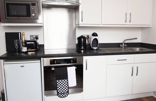 Thornton-Cleveleys Apartamento | Highcliffe Ebony Suite - Beachfront - 1 bed - sleeps 4