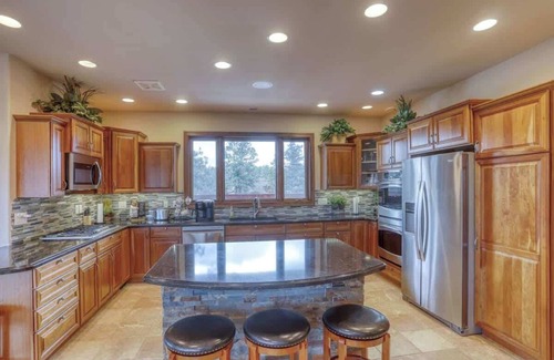 Colonial Pine Hills Casa | Highland Hilltop Retreat - Beautiful views, Pool T