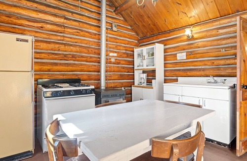 Cheyenne Crossing Cabina | Cabaña Highlander por Spearfish Creek