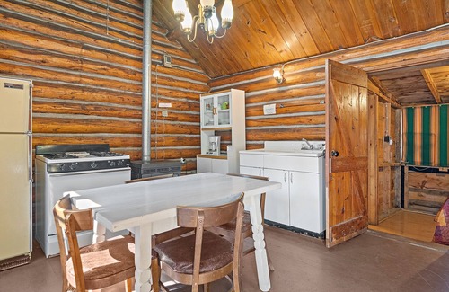 Cheyenne Crossing Cabina | Cabaña Highlander por Spearfish Creek