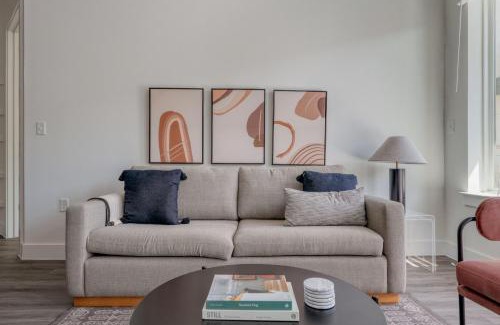 Highland Apartamento | Highlands 2BR w Pool WD Gym vibrant area ATX-198